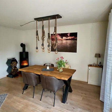 Haus Sueuederwoi - 3 - Eg Apartman Borgsum
